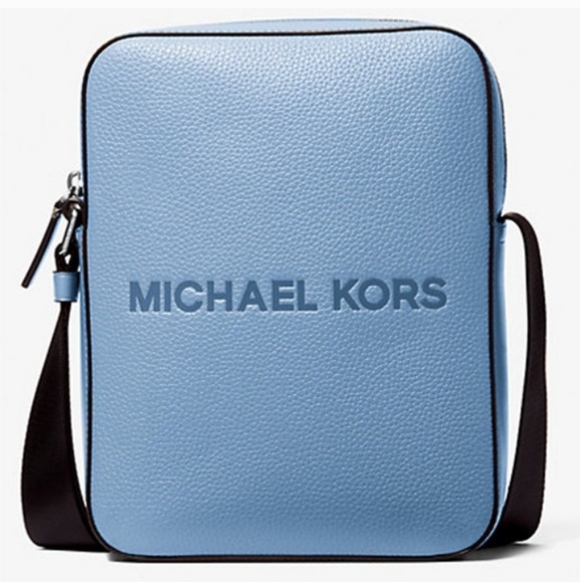 Michael Kors Handbags - MICHAEL KORS COOPER NWT REPORTER BAG